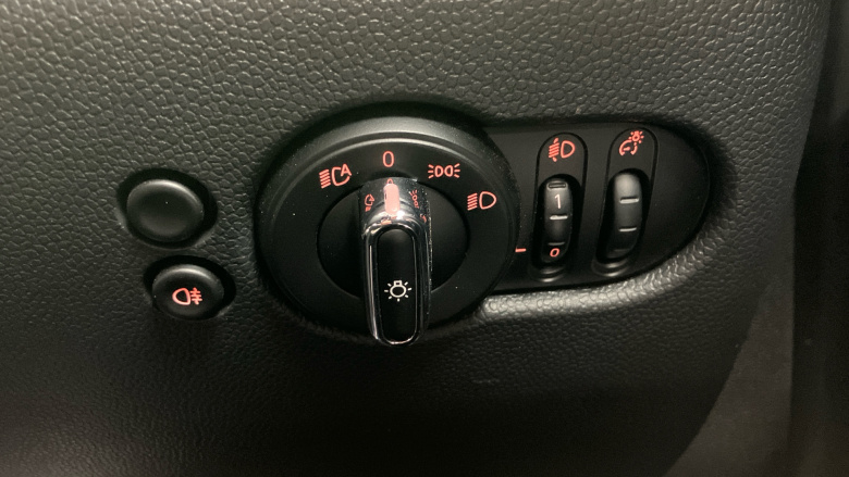 MINI Convertible 2.0 Cooper S Exclusive 2dr Auto [Comfort Pack] Petrol Convertible